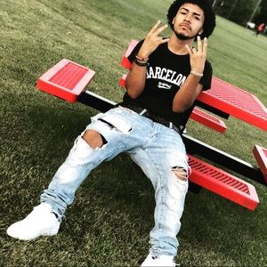 Meet your Posher, Luis